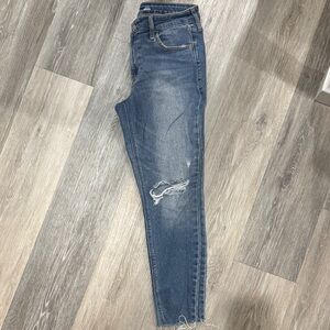 Old Navy Women's Faded Blue Skinny Jeans